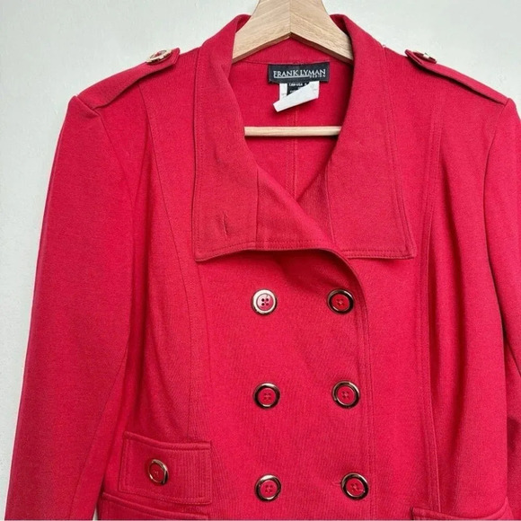 Frank Lyman  Womens Size 6 Double Button Red Cropped Blazer - Picture 8 of 15